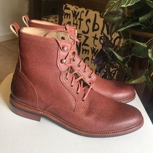 UGGs men’s boots size 11 New